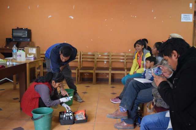 1 Yassin y doña Petrona