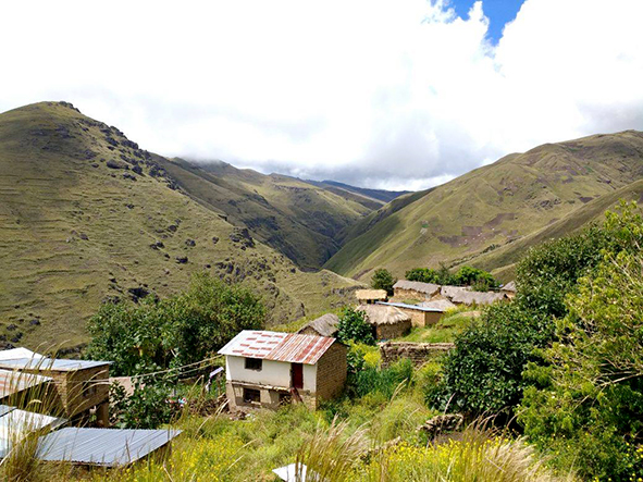 Pueblito Condor Huta Ayopaya