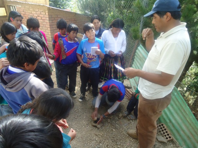 syso niños y niñas hortalizas gallinas 3