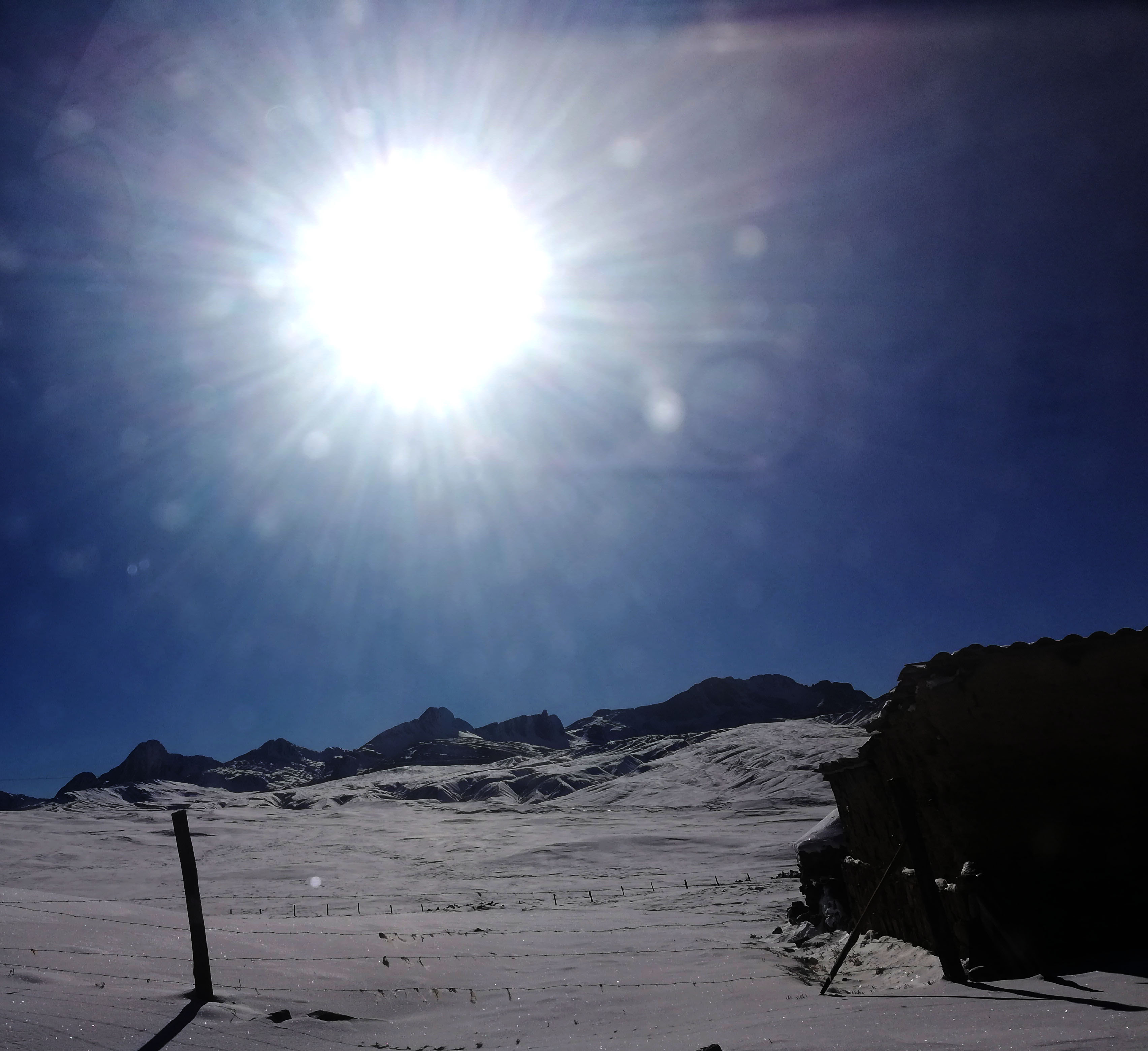 sol y nieve